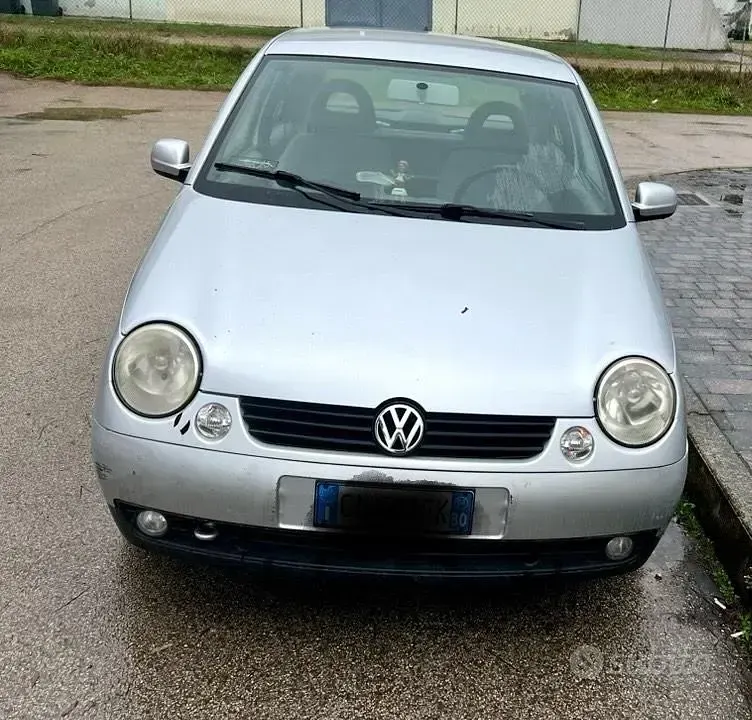 Usata VW Lupo 60 CV (44 kW) 2004 Grigio Utilitaria