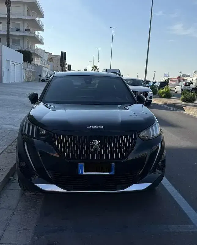 Usata Peugeot 2008 GTi 131 CV (96 kW) 2021 Nero SUV