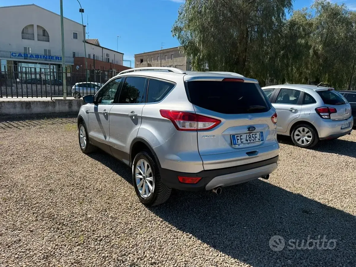 Usata Ford Kuga Titanium 120 CV (88 kW) 2016 Grigio SUV