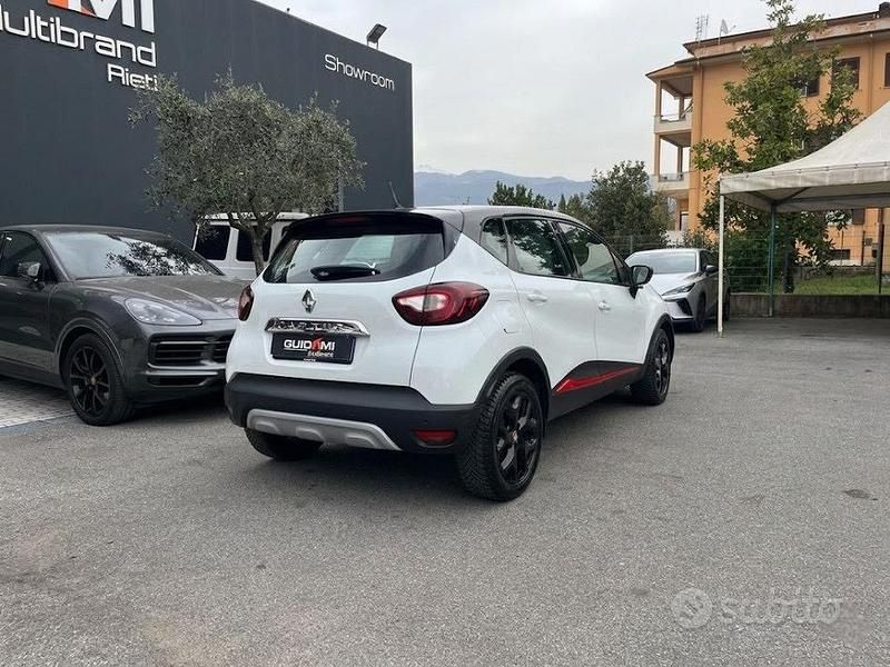 Usata Renault Captur Intens 120 CV (88 kW) 2018 Bianco SUV