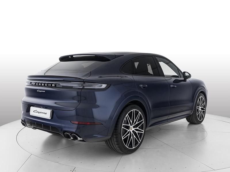 Nuova Porsche Cayenne Coupe 353 CV (259 kW) 2026 Blu algarve metallizzato SUV