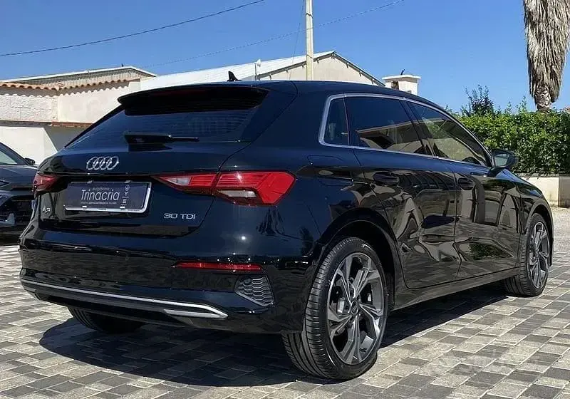 Usata Audi A3 S-Line 116 CV (85 kW) 2022 Nero Berlina