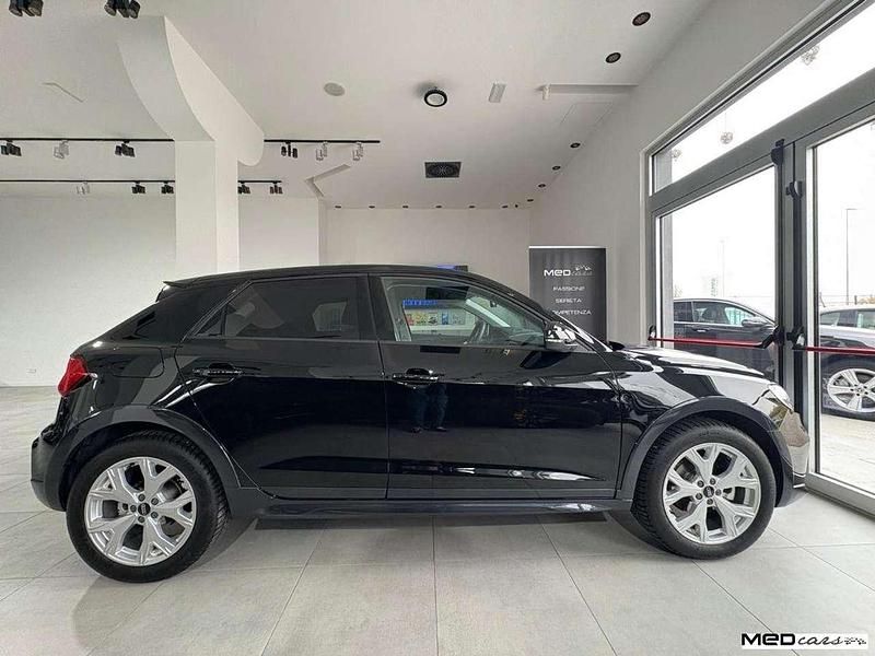 Nero Usata 2024 Audi A1 Tre volumi | 26.500 € (Buon prezzo) - Immagine 1/4