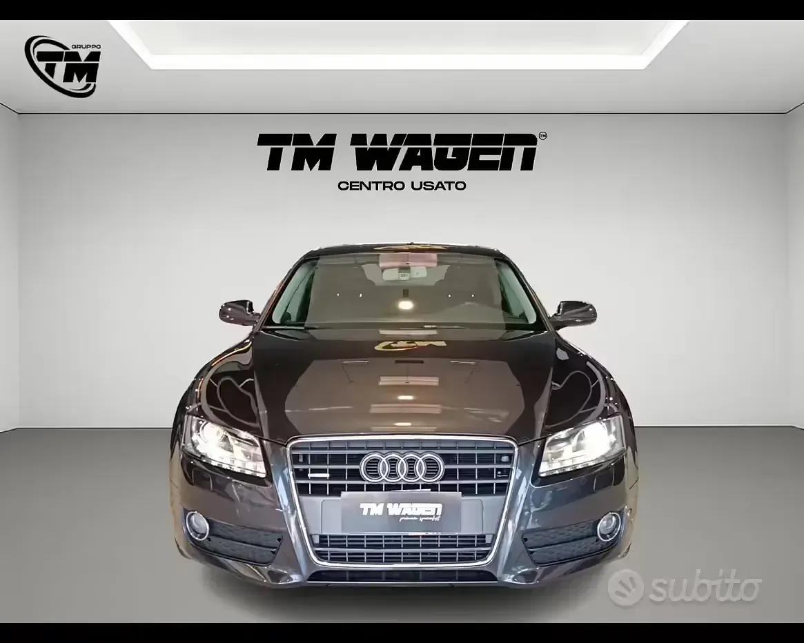 Begagnad Audi A5 Comfort 211 HK (155 kW) 2010 Grå Sportkupé