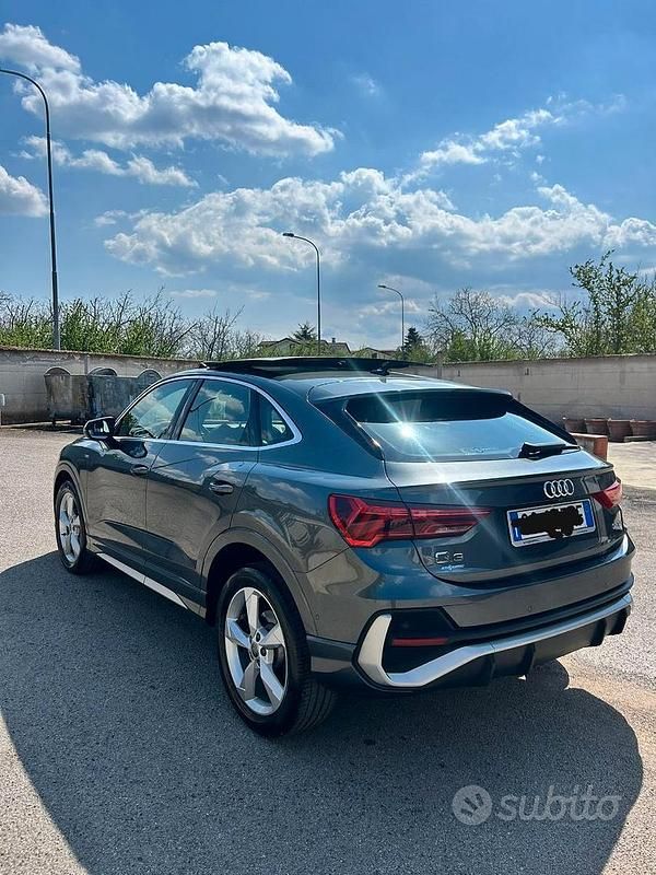 Usata Audi Q3 Sportback 150 CV (110 kW) 2020 Grigio SUV
