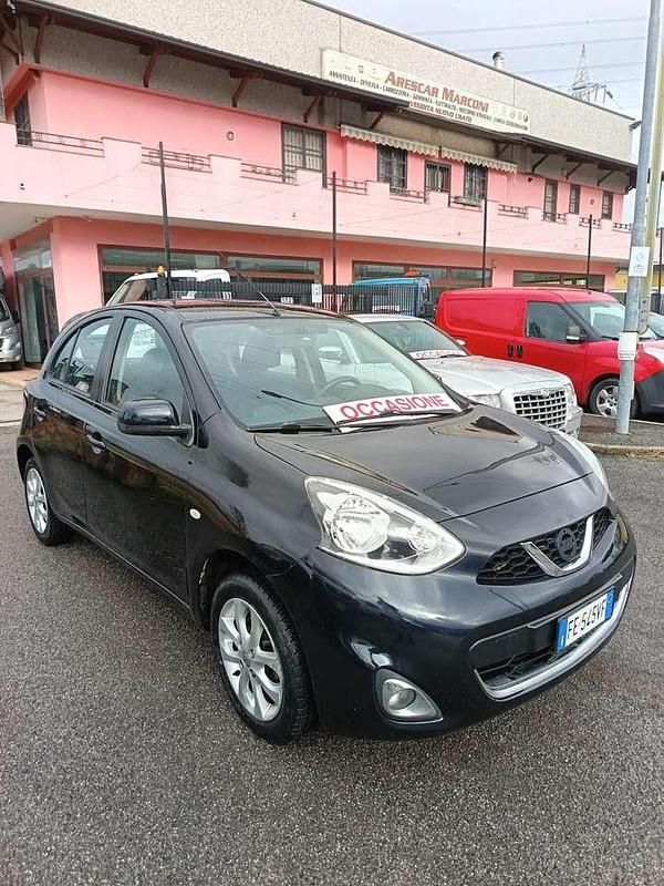 Usata Nissan Micra Tekna 80 CV (58 kW) 2016 Nero Berlina