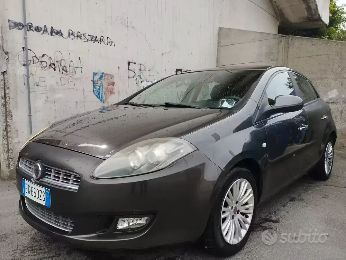 Usata Fiat Bravo 120 CV (88 kW) 2011 Utilitaria