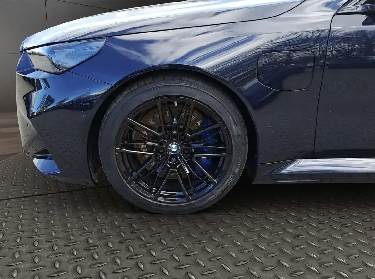 Usata BMW M5 726 CV (533 kW) 2025 Nero Berlina