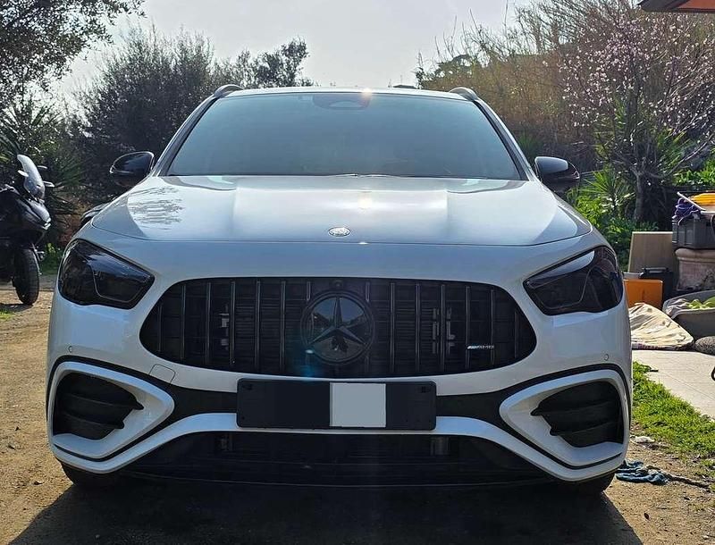 Usata Mercedes GLA35 AMG Premium Plus 306 CV (225 kW) 2024 Bianco SUV