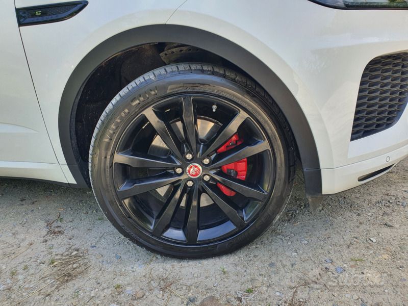 Usata Jaguar E-Pace R-Dynamic 200 CV (147 kW) 2020 Bianco SUV