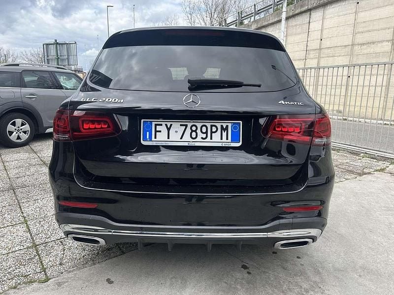 Usata Mercedes GLC200 Premium Plus 163 CV (119 kW) 2019 Nero SUV
