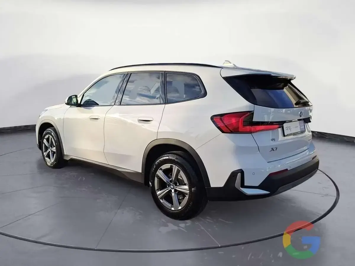 Begagnad BMW X1 xLine 136 HK (100 kW) 2024 Vit SUV