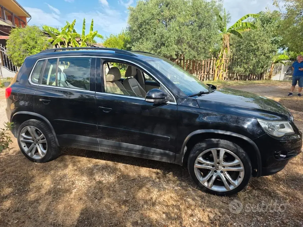 Usata VW Tiguan 140 CV (102 kW) 2009 Nero SUV