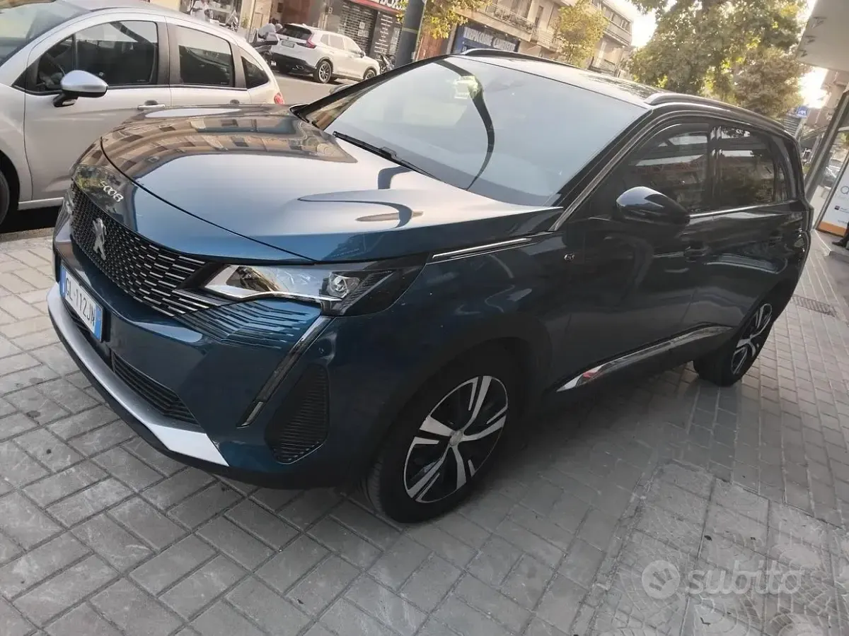 Usata Peugeot 5008 GTi 131 CV (96 kW) 2022 Bluazzurro SUV