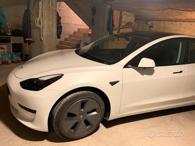 Usata Tesla Model 3 208 kW (283 CV) 2023 Bianco Berlina