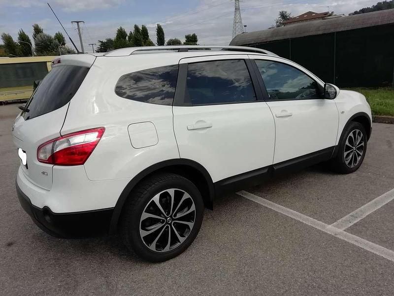 Usata Nissan Qashqai +2 N-TEC 150 CV (110 kW) 2011 Bianco SUV