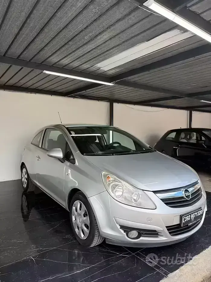 Usata Opel Corsa Club 86 CV (63 kW) 2011 Grigio Utilitaria