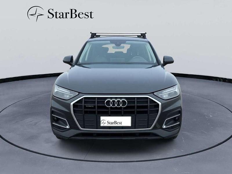 Usata Audi Q5 Business 204 CV (150 kW) 2021 Grigio titanio. metallizzato SUV