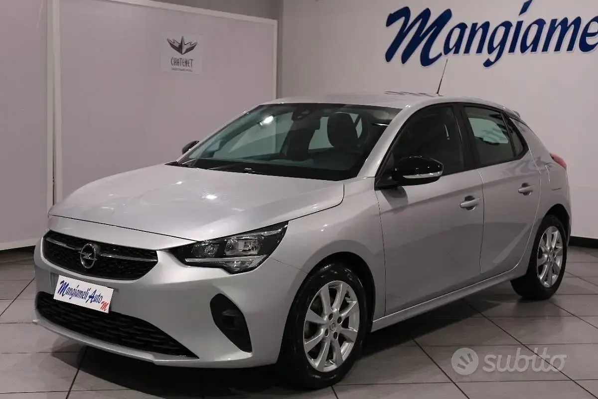 Usata Opel Corsa Edition 100 CV (73 kW) 2023 Grigio Utilitaria