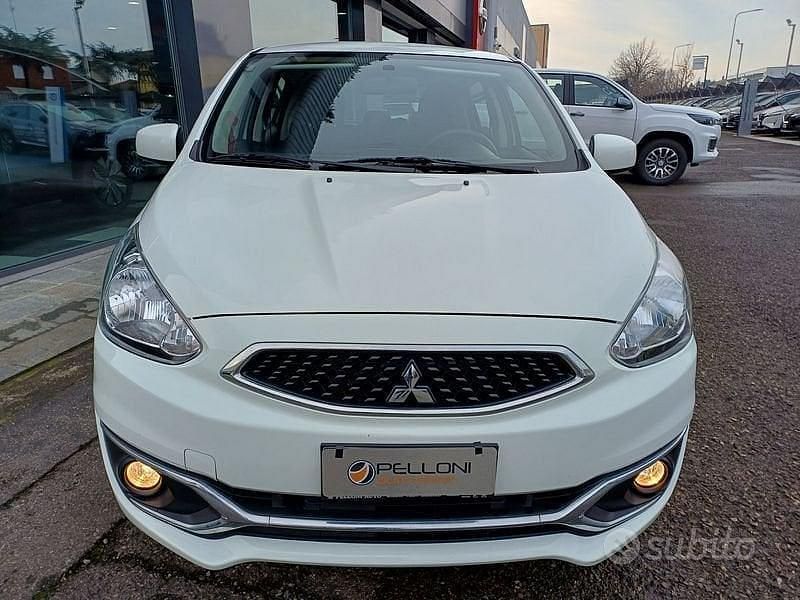 Usata Mitsubishi Space Star 71 CV (52 kW) 2020 Bianco Berlina