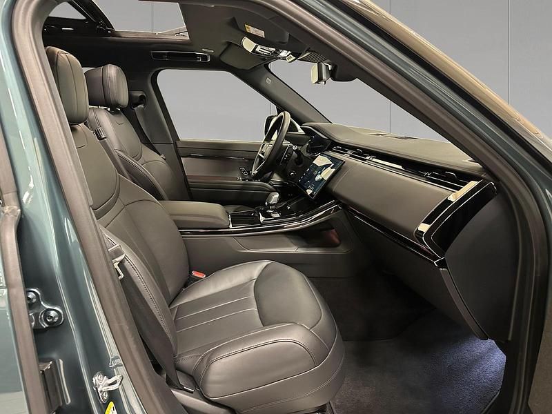 Usata Land Rover Range Rover Sport HSE Dynamic 249 CV (183 kW) 2024 Verde SUV