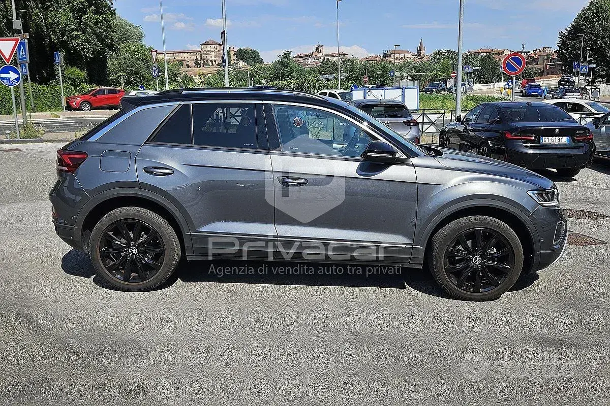 Usata VW T-Roc Sport 150 CV (110 kW) 2023 Grigio SUV