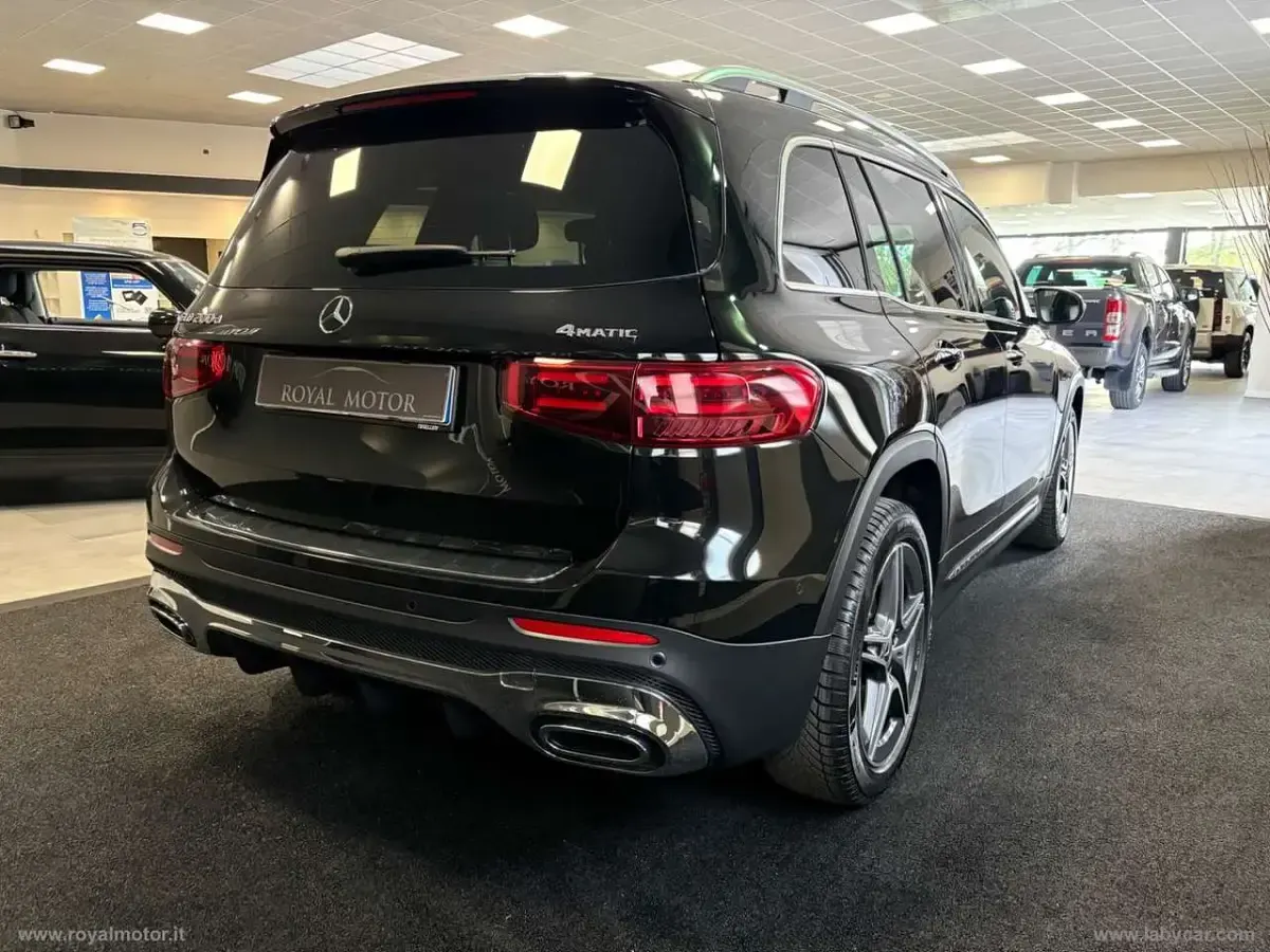 Usata Mercedes GLB200 Advanced Plus 150 CV (110 kW) 2024 Nero SUV