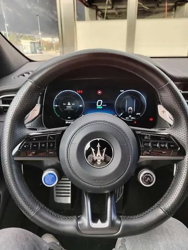 Usata Maserati Grecale Folgore 136 kW (185 CV) 2025 Nero SUV