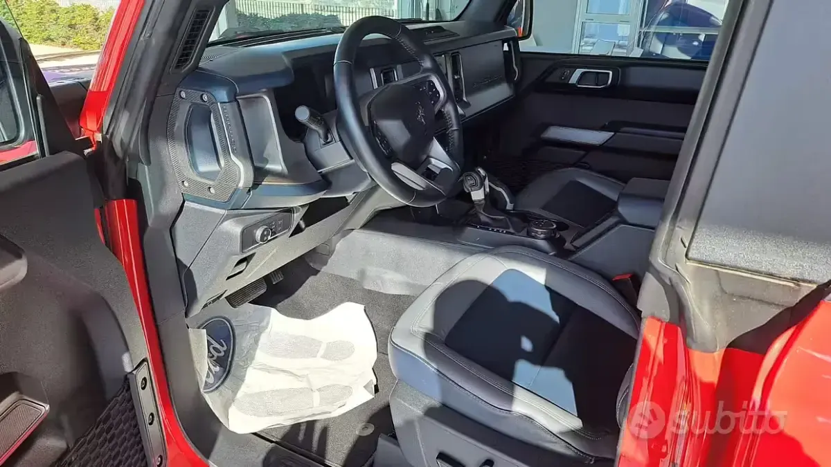 Usata Ford Bronco 335 CV (246 kW) 2024 Rosso SUV