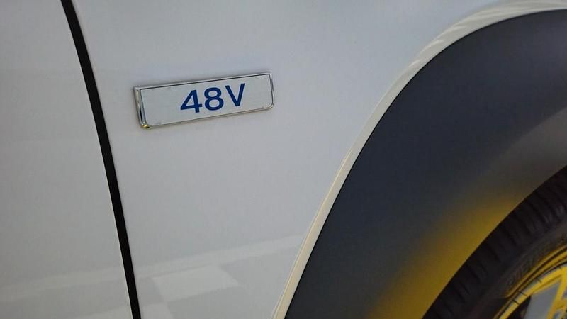 Usata Hyundai Kona 135 CV (99 kW) 2021 Bianco SUV