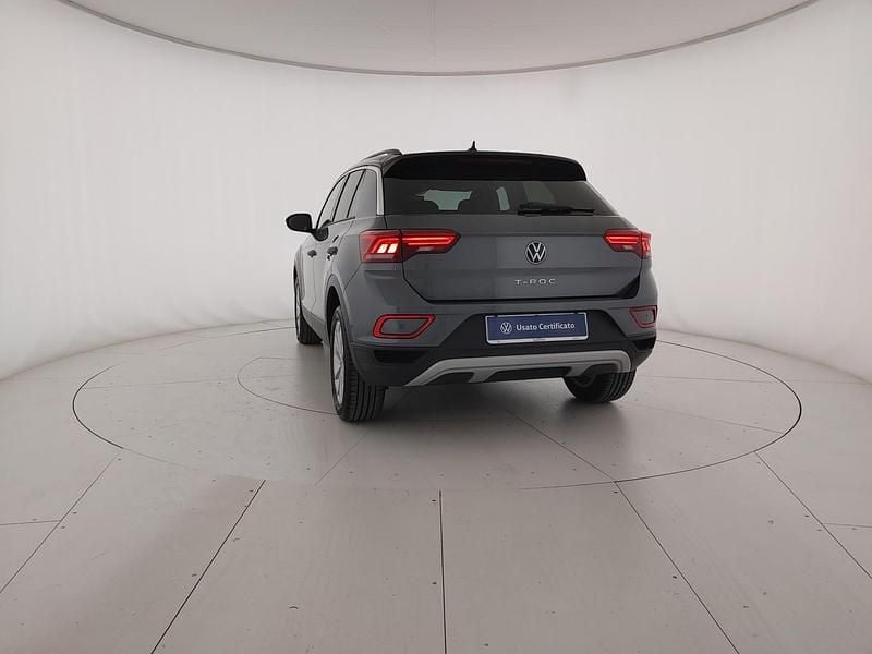 Usata VW T-Roc Edition 116 CV (85 kW) 2024 Indium grey metallizzato nero SUV