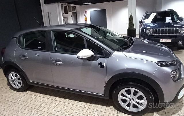 Usata Citroën C3 102 CV (75 kW) 2023 Grigio Berlina