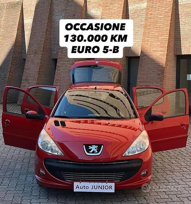 Usata Peugeot 206+ 70 CV (51 kW) 2012 Rosso Utilitaria