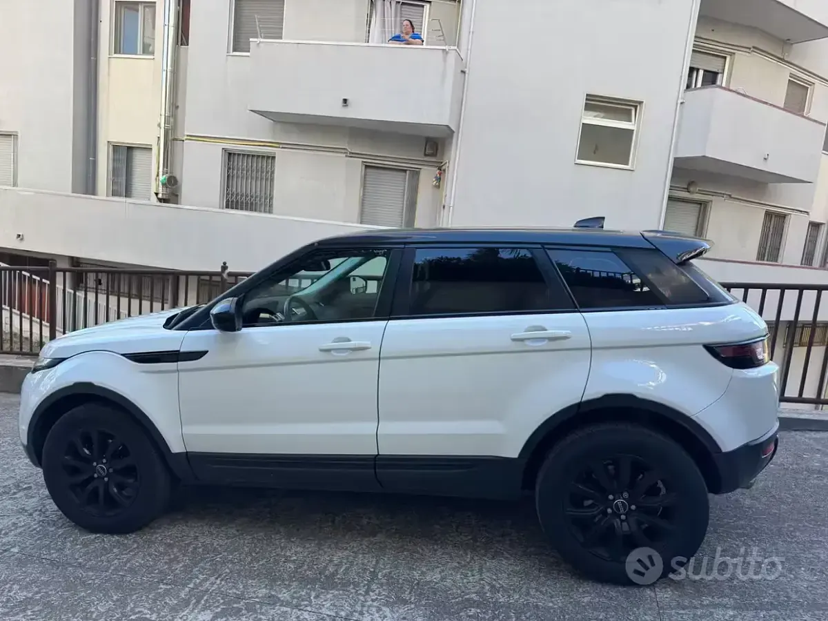 Usata Land Rover Range Rover evoque 150 CV (110 kW) 2017 Station wagon