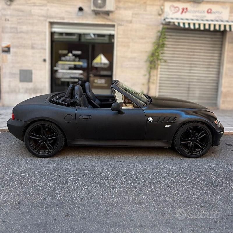Usata BMW Z3 Efficient Dynamics 118 CV (86 kW) 1999 Nero Cabrio