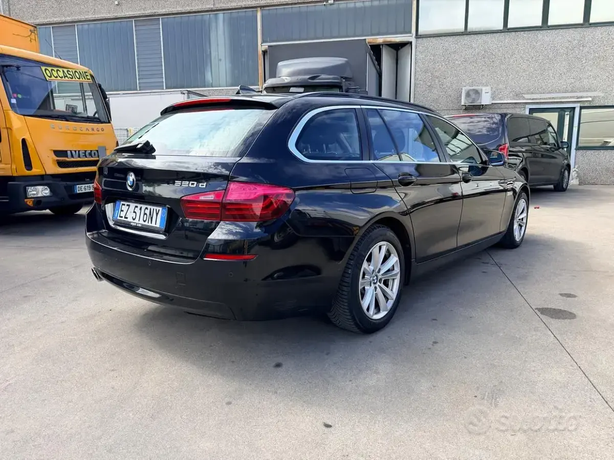 Usata BMW 520 184 CV (135 kW) 2014 Nero Station wagon