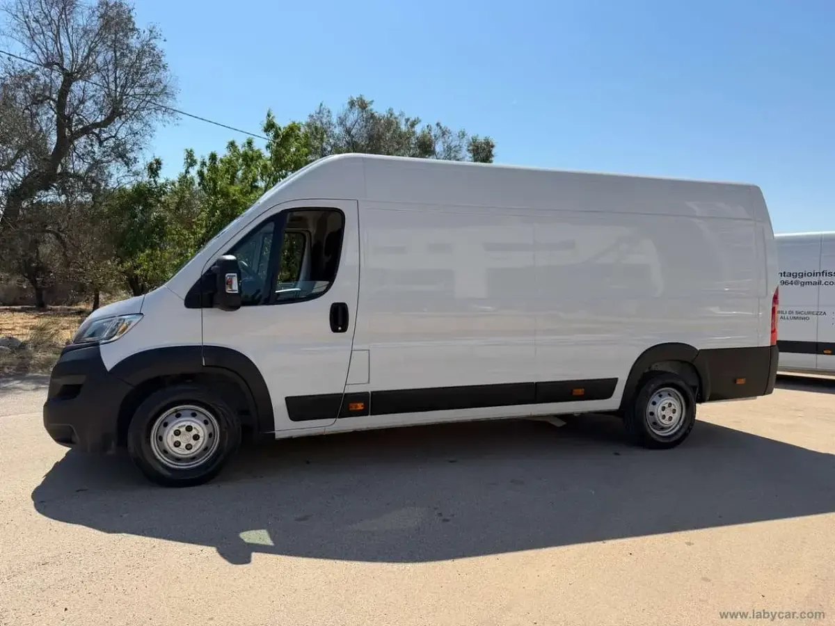 Usata Opel Movano 165 CV (121 kW) 2022 Bianco Furgone