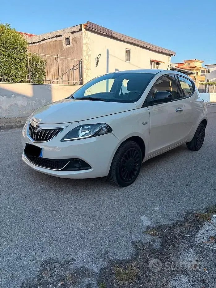 Usata Lancia Ypsilon 60 CV (44 kW) 2021 Utilitaria