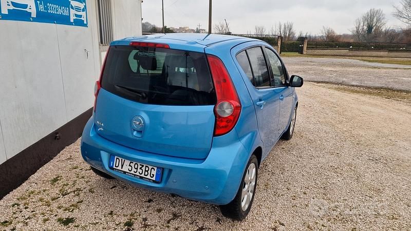 Usata Opel Agila Enjoy 86 CV (63 kW) 2009 Blu Monovolume