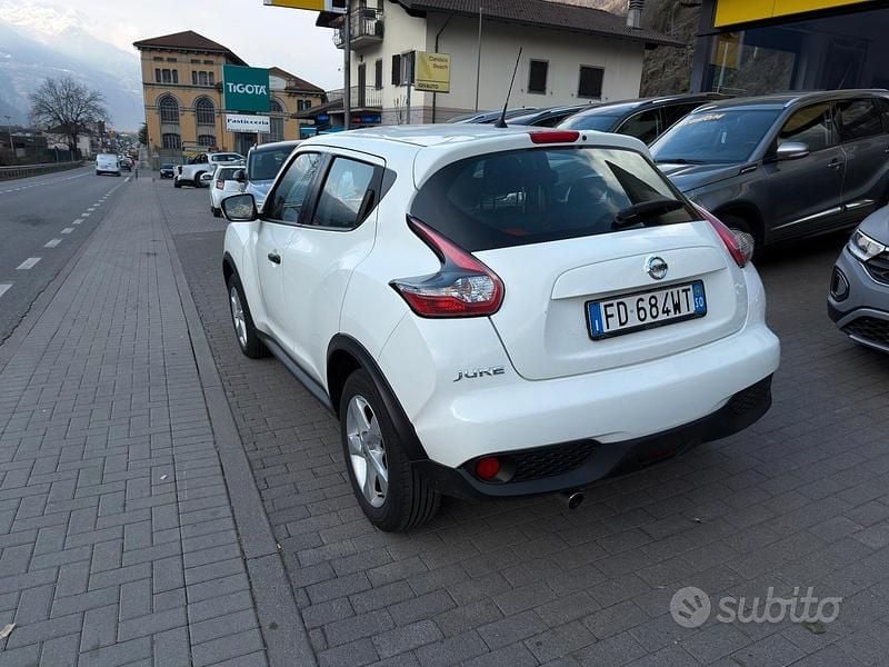 Usata Nissan Juke 94 CV (69 kW) 2016 Bianco SUV