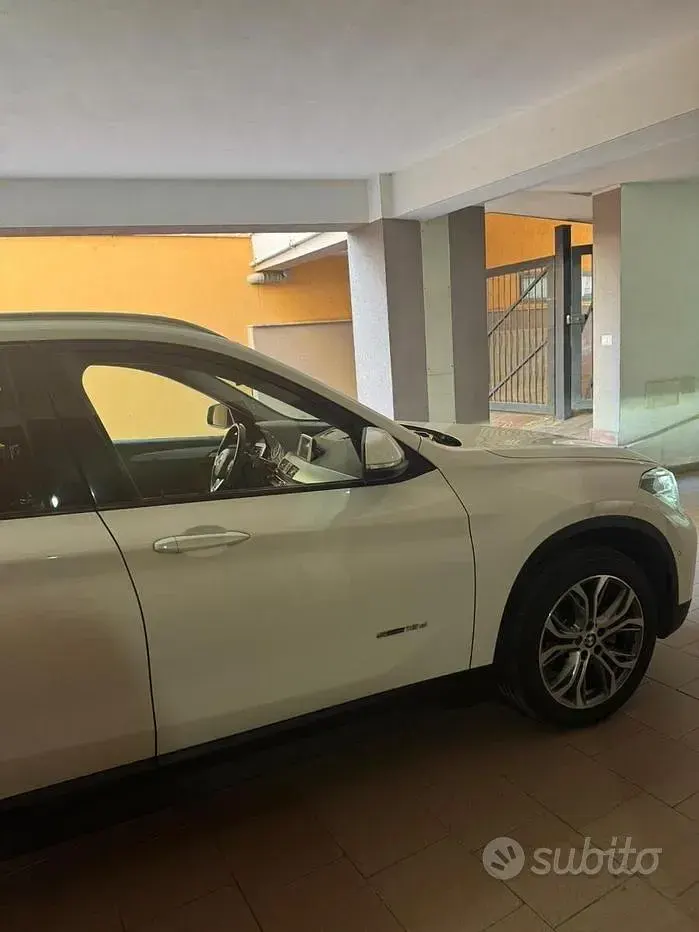 Usata BMW X1 150 CV (110 kW) 2015 Bianco SUV