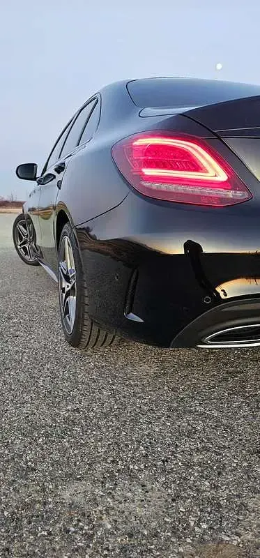 Usata Mercedes C220 194 CV (142 kW) 2018 Nero Berlina