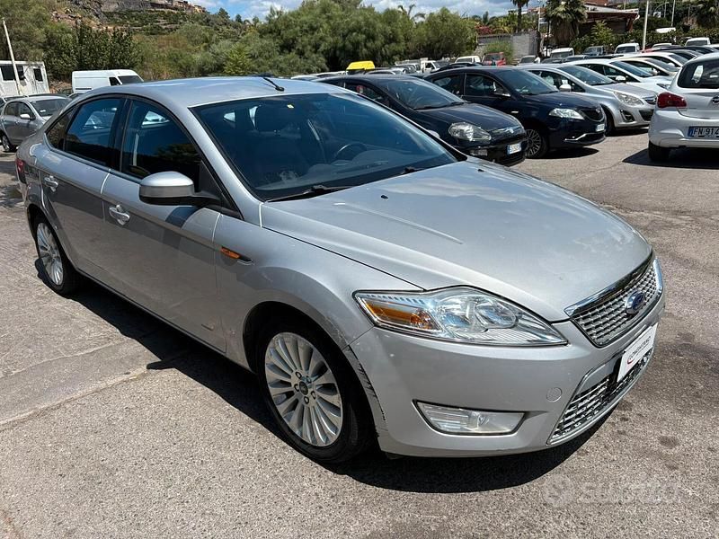 Usata Ford Mondeo 140 CV (102 kW) 2010 Berlina