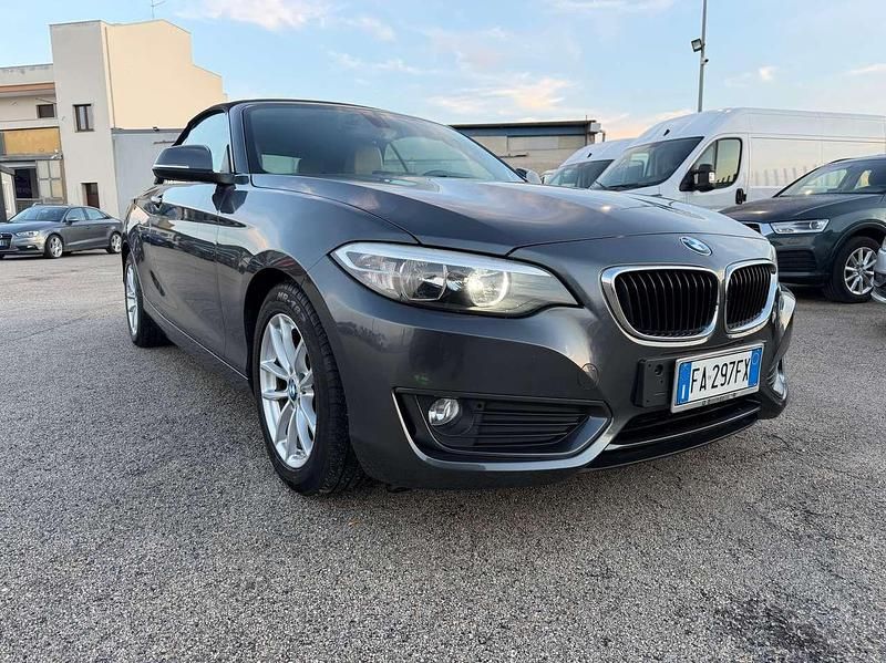 Usata BMW 220 Advantage 190 CV (139 kW) 2015 Grigio Cabrio
