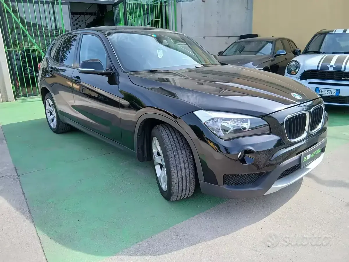 Usata BMW X1 116 CV (85 kW) 2013 Nero SUV