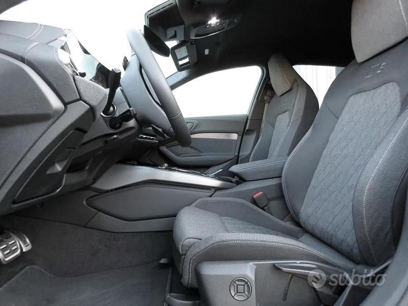 Nuova Audi A5 S-Line 204 CV (150 kW) 2025 Blu Station wagon