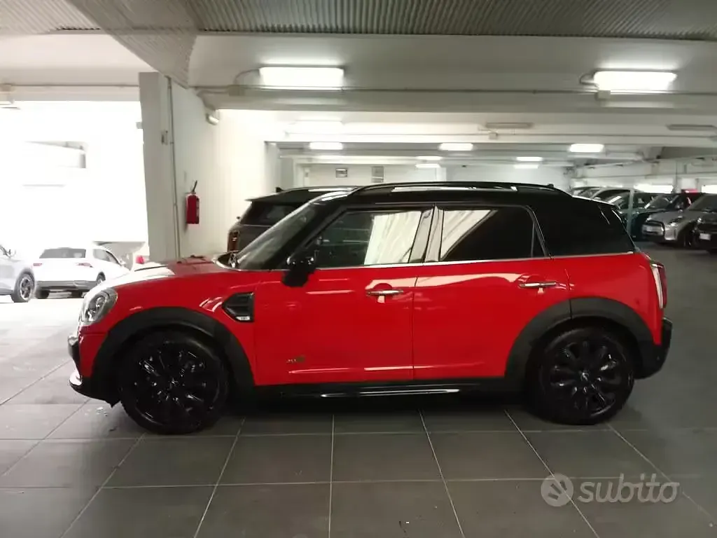 Usata Mini Cooper D Countryman 150 CV (110 kW) 2019 Rosso SUV