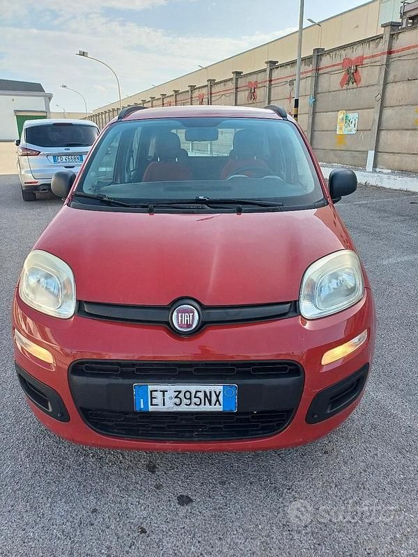 Usata Fiat Panda 69 CV (50 kW) 2014 Rosso Utilitaria