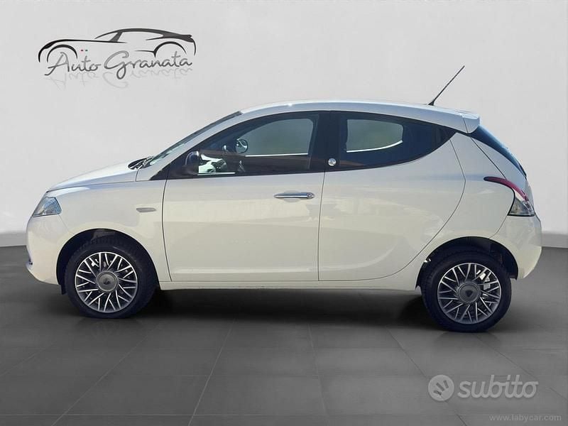 Usata Lancia Ypsilon Gold 85 CV (62 kW) 2013 Utilitaria