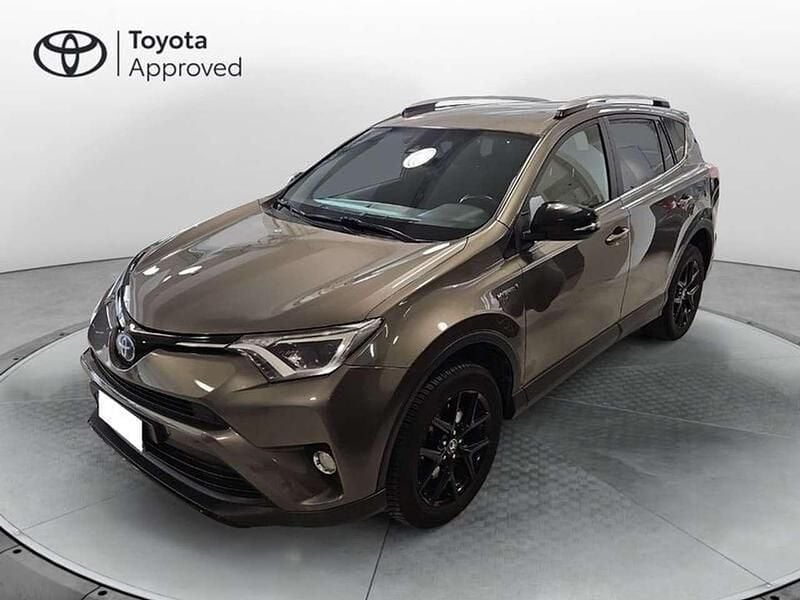 Grigio Usata 2018 Toyota RAV4 Hybrid SUV | 18.500 € (Buon prezzo) - Immagine 1/3